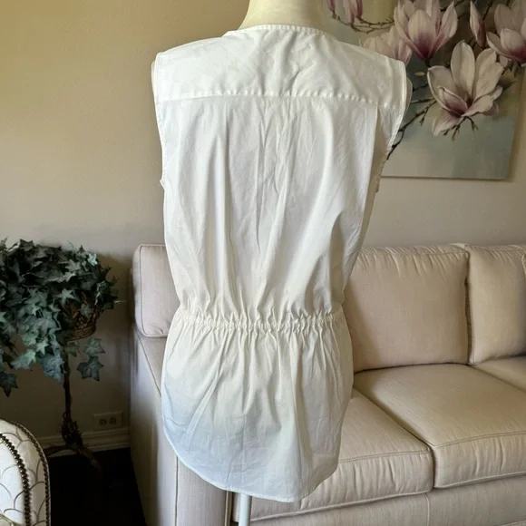 Theory Women's Kenan Gathered Luxe Sleeveless Button Down Blouse - Picture 5 of 16